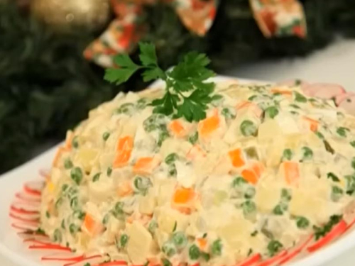 ZA DOBRO JUTRO, ILI DOBAR DAN: Napravite francusku salatu prema našem receptu i oduševite ukućane… (VIDEO)