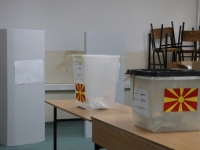 DOSADILA IM SOCIJALDEMOKRATIJA: Na izborima u Sjevernoj Makedoniji ubjedljivo vode desničarski...