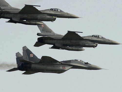 DRAMATIČNO NA SJEVERU EUROPE: Odjekuju detonacije širom Ukrajine, Poljska podigla borbene zrakoplove...