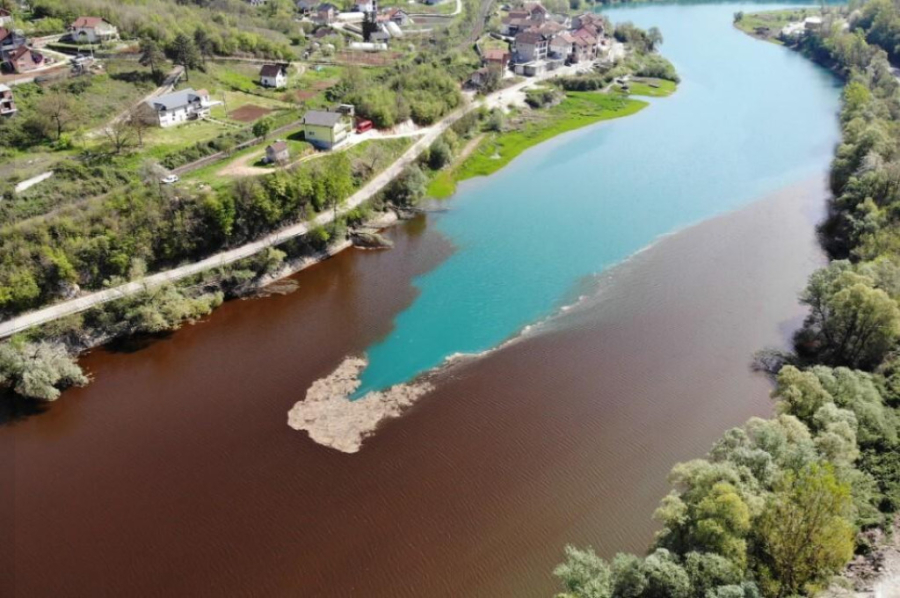 TEK ŠTO SU GA PROGLASILI DA IMA NAJLJEPŠE PLAŽE Prizor na Jablaničkom