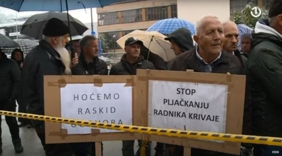 Samo Nik I A Ele Radnici Krivaje Iz Zavidovi A Protestuju Danas Pred