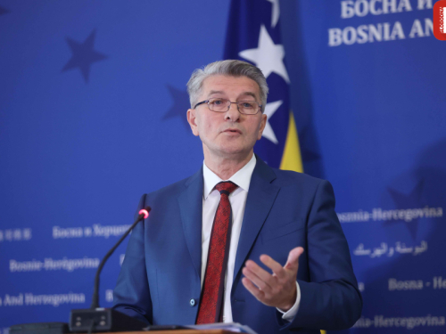 ŠEMSUDIN MEHMEDOVIĆ ZVONI NA UZBUNU: 'Hitna suspenzija specijalnih veza Srbije i RS-a…'