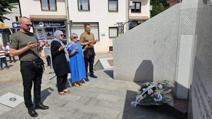 KULTURA SJEĆANJA Ministrica Hota Muminović i sarajevski učenici na