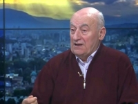 VOJNI ANALITIČAR ĐURO KOZAR: 'Apsurdno je da jedan entitet dijeli politiku druge države; NATO ima alternativu kako da trupe ostanu u BiH' (VIDEO)