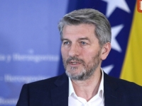 MEHMEDOVIĆ DIREKTNO: 'Schmidt mora pomoći ministrici Turković ili svjesno ignoriše izrugivanje Tegeltije Inzkovom zakonu o negiranju genocida'