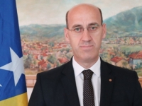 POTPREDSJEDNIK RS RAMIZ SALKIĆ PISAO OHR-U I AMBASADORIMA VIJEĆA ZA IMPLEMENTACIJU MIRA, OŠTRO JE PORUČIO: 'U RS stvorite uslove u kojima će Bošnjaci biti ugroženi kao Hrvati u FBiH'