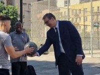 POHVALIO SE NA DRUŠTVENIM MREŽAMA: Vučić u New Yorku zaigrao košarke -'Naučio sam...' (FOTO)