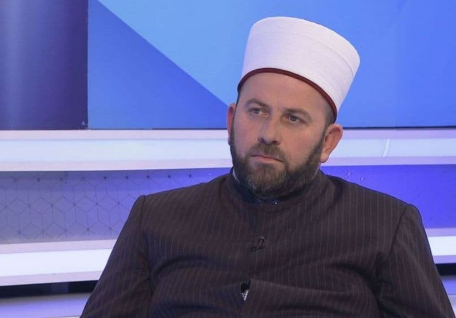 Reis Islamske Zajednice U Crnoj Gori Ko Stoji Iza Odluke Da Crna Gora Podr I Trend Paljenja