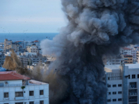 IZRAEL GAZU ZASUO TONAMA PROJEKTILA, STOTINE MRTVIH: Borci Hamasa na jugu Izraela osvojili Kibutz Magen, pogođeni deseci ciljeva dronovima kamikazama (FOTO + VIDEO)