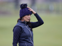 UBOJIT ZAMAH: Catherine Zeta Jones dominirala na golf turniru, glumac i pjevač jednostavno nisu imali šanse (FOTO)