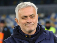 'TANKA' ROMA PA JE VRIJEME ZA PROMJENE: Jose Mourinho na izlaznim vratima stadiona 'Olimpico', ima ponudu...