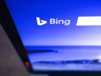 GOOGLE I MICROSOFT NE PRESTAJU SE OTIMATI ZA KORISNIKE: Bitke Big Techa za AI i prevlast u pretraživanju pretvaraju se u odvratna virtualna...