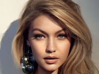 PAZI, NOVA FRIZURA: Gigi Hadid više ne izgleda ovako, odrezala dugu kosu (FOTO)