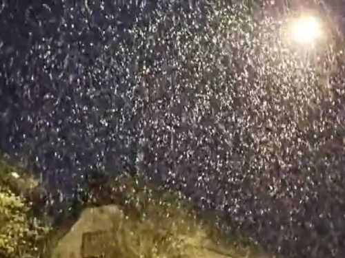 KAO USRED ZIME. U dijelu Hrvatske zapadao snijeg (VIDEO)
