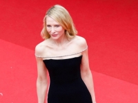 SVE JE U DETALJIMA: Cate Blanchett poslala poruku iz Cannesa (FOTO)