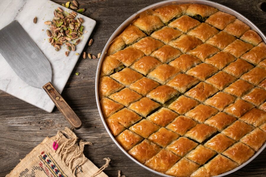 SUTRA JE KURBAN-BAJRAM: Recept Za Brzu Baklavu Koji će Vam Uštedjeti ...