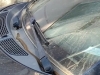 GRAĐANI OSTALI U ŠOKU: Zmija gmiže po automobilu u centru bh. grada (VIDEO)