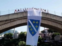 POVODOM 31. GODIŠNJICE POGIBIJE LEGENDARNOG KOMANDANTA: Mostarski osnovci snimili spot i pjesmu posvećenu Herojima Mostara (VIDEO)