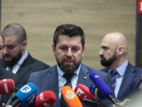 ĆAMIL DURAKOVIĆ ZA 'SB': 'Nijedan SNSD-ov kandidat nije povoljan za Srebrenicu, svjesni smo kuda ide Dodikova politika'