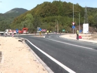 POTPISANI UGOVORI: Više od 20 miliona KM za 58 projekata za poboljšanje cestovne infrastrukture u FBiH