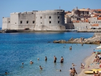 POZNAT JE I RAZLOG: Rekordna temperatura mora u Dubrovniku pala na 19 stepeni