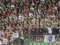 KAPIJE STADIONA OTVORENE OD 19 SATI: Poznato koliko je do sada prodato ulaznica za meč Sarajevo - Aktobe