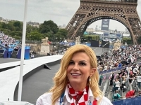 KOLINDA SVE IZNENADILA: Bivša predsjednica Hrvatske snimljena u Parizu, u društvu sa....