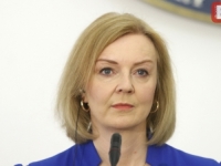 DEBAKL BIVŠE PREMIJERKE: Liz Truss izgubila mjesto u britanskom parlamentu..