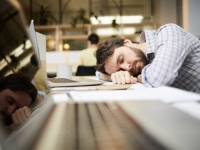 DOK SE U SVIJETU SMANJUJE BROJ RADNIH SATI: Komšije priznale da su produktivne manje od 6 sati dnevno i šta im smeta na poslu