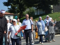 BOLNA SJEĆANJA: Majke Srebrenice i preživjele žrtve genocida obišle mjesta masovnih stratišta