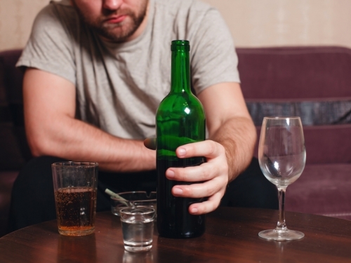 SVJETSKA ZDRAVSTVENA ORGANIZACIJA UPUTILA HITAN POZIV: Sve više alkoholičara, sve više smrti
