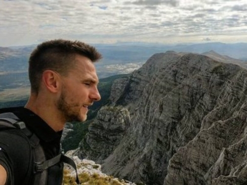 SUNČEV KORAK PRATI: Sjećanje na bh. alpinistu Armina Gazića – Kada je trebalo uraditi nemoguće tu je bio Armin