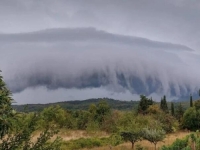 POGLEDAJTE NEBO KOD ČITLUKA: Nevrijeme i padavine dolaze iz pravca jugoistoka (VIDEO)