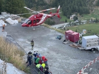 NAKON STRAŠNE OLUJE: Švicarska turiste evakuira helikopterom (FOTO, VIDEO)