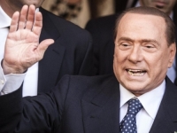 PONIŠTENE PRESUDE: Berlusconi je umro, ali suđenje za 'bunga-bunga' mito ide dalje