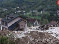 U SARADNJI S ORGANIZACIJOM POMOZI.BA: Nogometni savez u akciji pomoći građanima u poplavljenim područjima