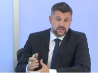 TRAGIKOMEDIJA IZBORA U BiH: U debati sam protiv sebe, jedini kandidat za načelnika nije znao razliku između... (VIDEO)