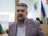 VUKOVIĆ POZVAO SVE DA SE UOZBILJE: 'Parlament mora više i brže da radi'