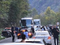 STRAVIČNA SAOBRAĆAJNA NESREĆA U BiH: Četiri osobe prebačene u bolnicu, obustavljen saobraćaj...