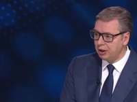 HLADAN TUŠ PRED KAMERAMA: Nervozni Vučić divljao u studiju, a onda je zbog jednog pitanja ostao bez teksta…