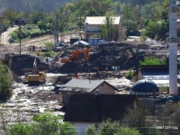 PUNE RUKE POSLA U JABLANICI: Radi se na raščiščavanju puteva, građanima dostavljeni hrana i lijekovi