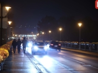 'SB' U ZENICI UOČI UTAKMICE S NIZOZEMSKOM: Na praznim ulicama tek poneki navijač, pogledajte šta je zabilježio naš fotoreporter (FOTO)