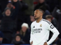 MBAPPE PREDMET ISMIJAVANJA: Pogledajte šta mu se dogodilo na Anfieldu... (VIDEO)