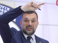 BURNO U SARAJEVU: Poziv ministru vanjskih poslova BiH Elmedinu Konakoviću da uputi protesnu notu Ministarstvu vanjskih poslova Republike Hrvatske zbog pokušaja...