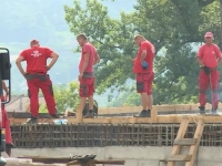 IZ LOŠEGA U GORE: Egzodus radnika iz Bosne i Hercegovine, najviše ih odlazi u...