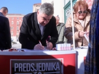 NE DA SE OMESTI: Milanović ipak prvi predaje svoju kandidaturu za predsjednika Hrvatske