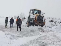 DRAMA NA ZAPADU BiH: Spasioci se kroz snježne nanose pokušavaju probiti do trudnice