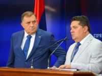 DODIK I STEVANDIĆ U VELIKOM PROBLEMU: Srbija poručila čelnicima RS da dobro razmisle o svojim potezima 'jer NATO i Sarajevo neće sjediti skrštenih ruku'!