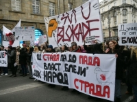 HILJADE STUDENATA NA PROTESTU ISPRED USTAVNOG SUDA: Svjetski mediji izvještavali uživo sa skupa u Beogradu, a zbog prijetnji...