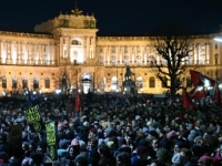 VELIKI PROTESTI U BEČU: Hiljade ljudi izašlo na ulice protiv protiv moguće krajnje desne vlade